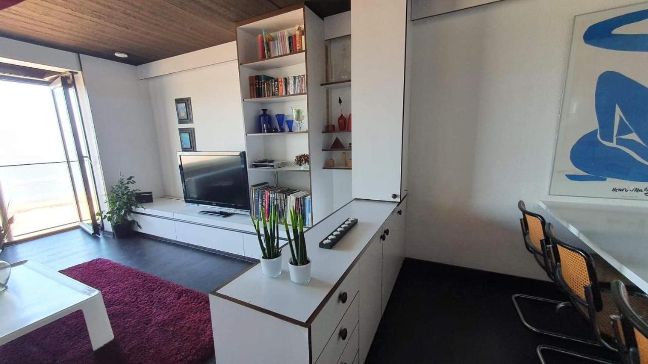 Modern Appartement Met Frontaal Zeezicht En Prive Parking Knokke-Heist Bagian luar foto