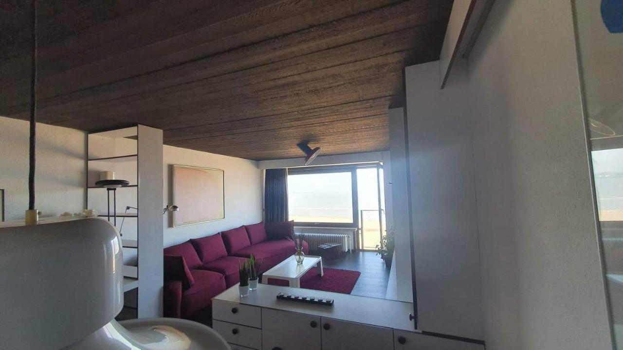 Modern Appartement Met Frontaal Zeezicht En Prive Parking Knokke-Heist Bagian luar foto