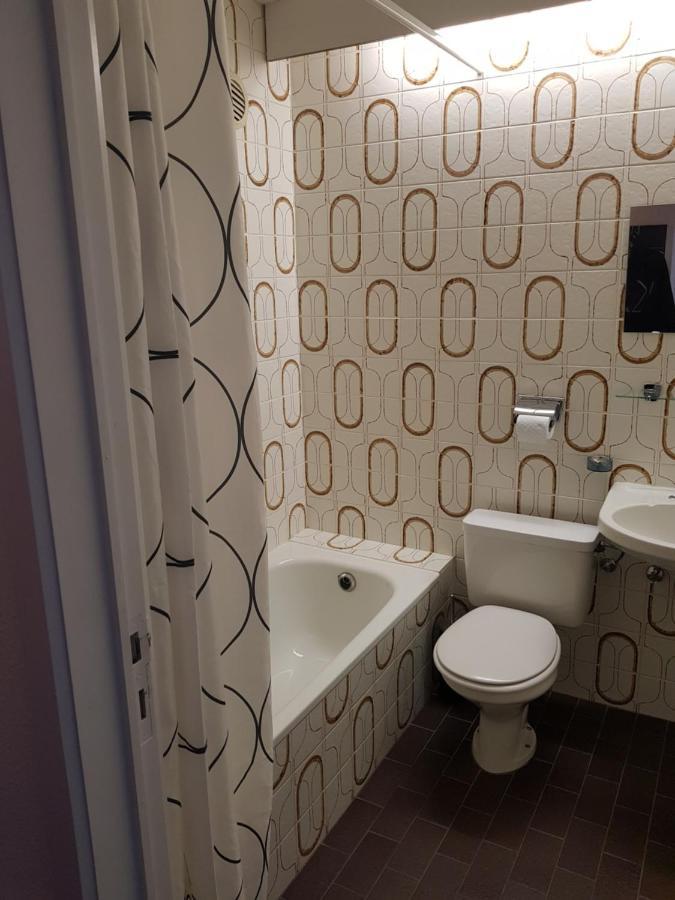Modern Appartement Met Frontaal Zeezicht En Prive Parking Knokke-Heist Bagian luar foto