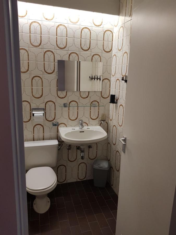 Modern Appartement Met Frontaal Zeezicht En Prive Parking Knokke-Heist Bagian luar foto